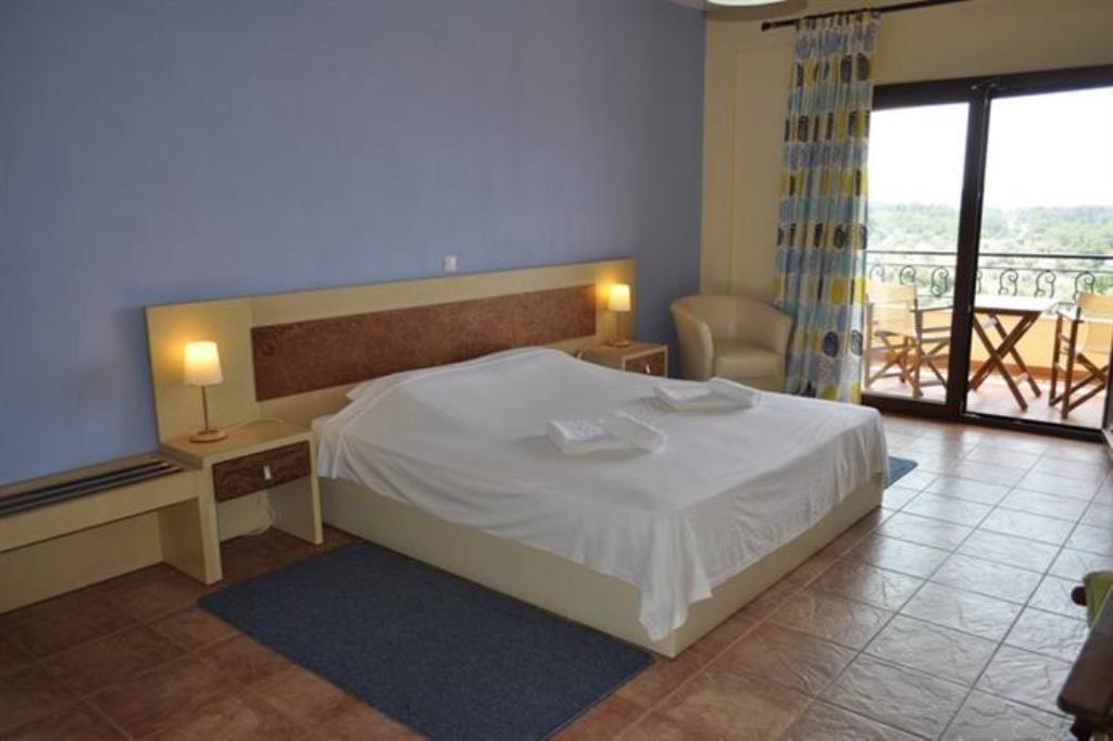 Moonbeam Hotel Потос Экстерьер фото