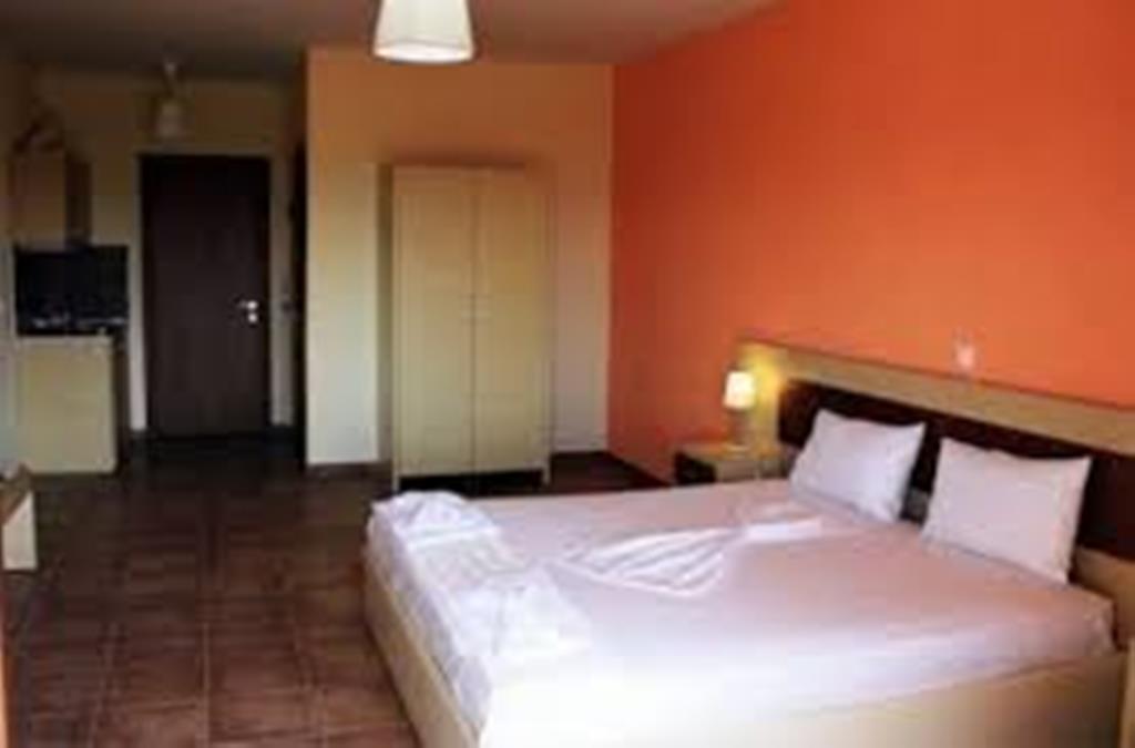 Moonbeam Hotel Потос Экстерьер фото